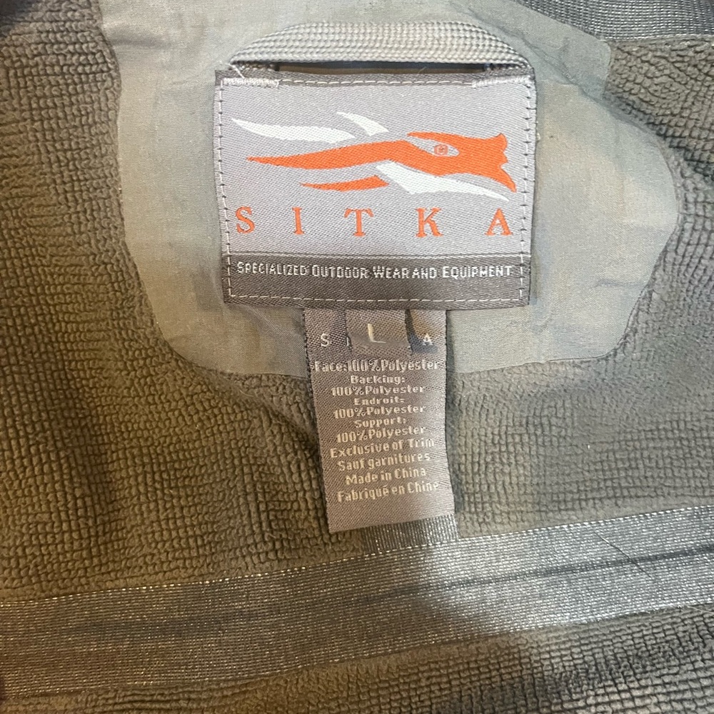 Sitka lightweight wading jacket marsh color